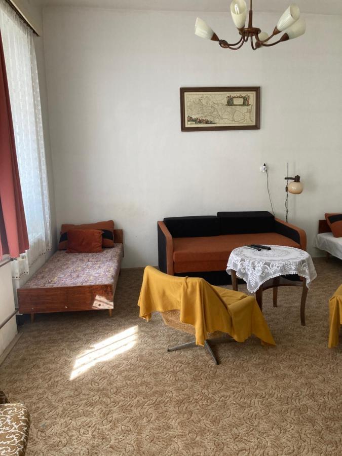 Mentha House Appartamento Gyöngyös Esterno foto